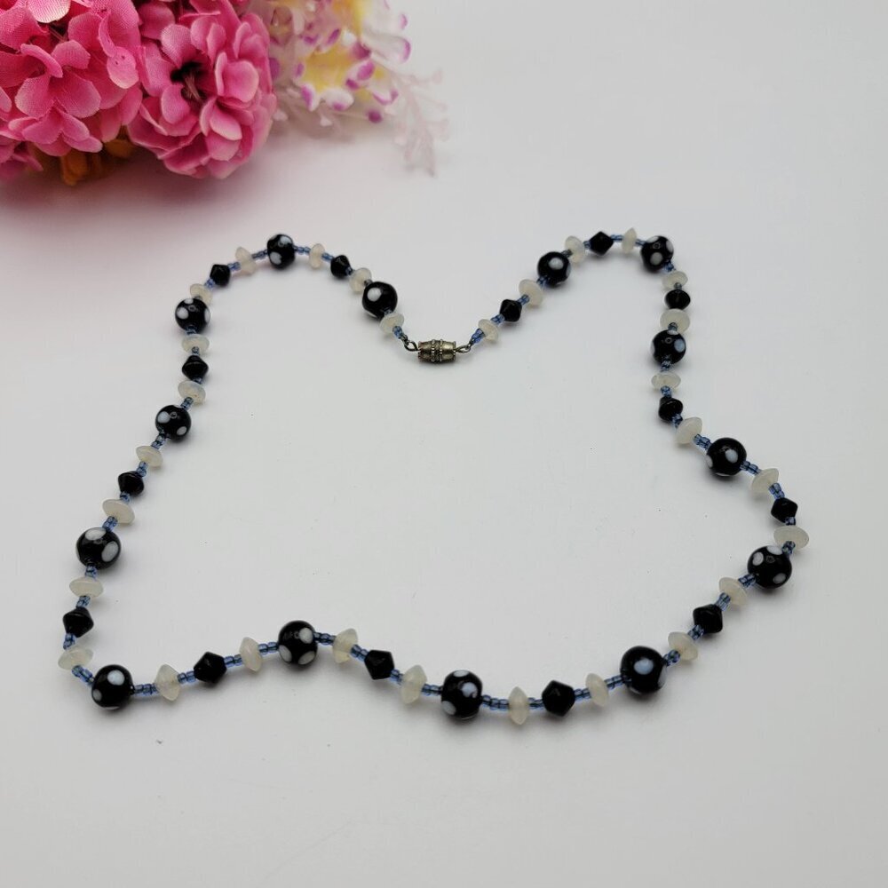 Vintage White Moonglow And Black Polka Dot Glass Dainty Beaded Necklace 20.5 In